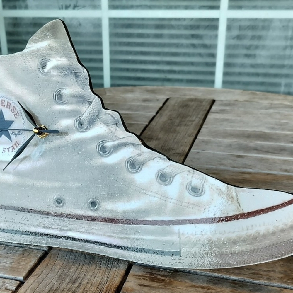 Chuck Taylor Converse 3D life-size Sneaker Clock